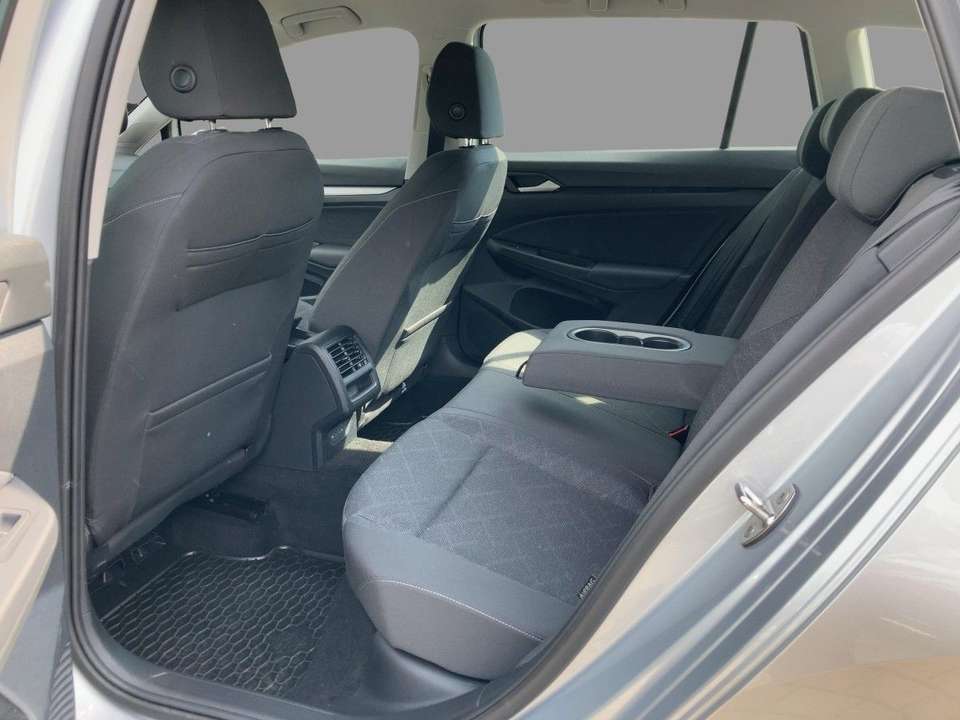 Volkswagen Golf Variant - Imagem 8