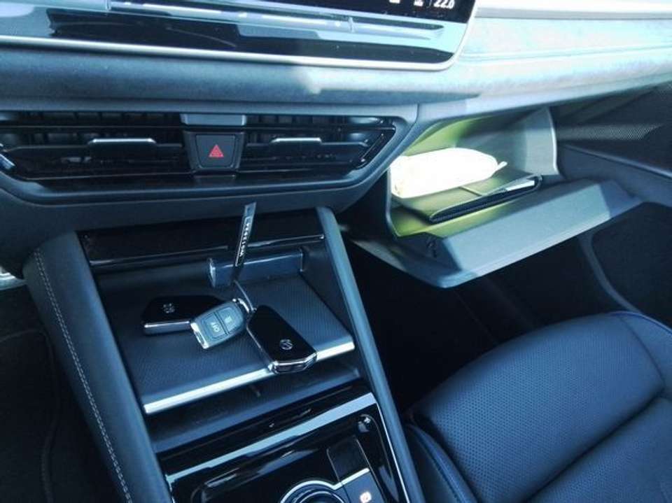Car picture 4