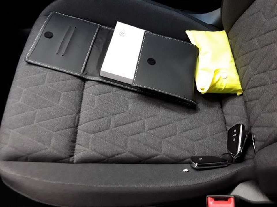 Car picture 4