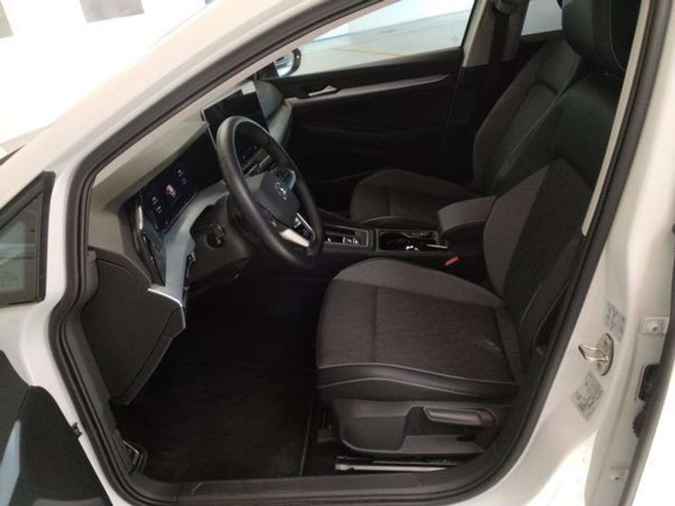 Volkswagen Golf Variant - Imagem 9