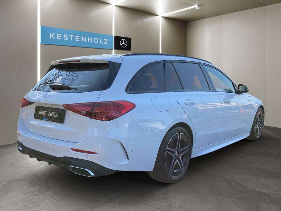 Mercedes-Benz C 300 - Imagem 5