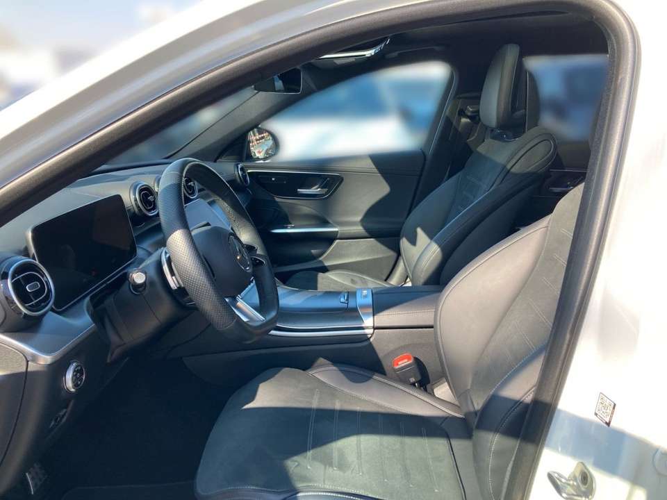 Mercedes-Benz C 300 - Imagem 9