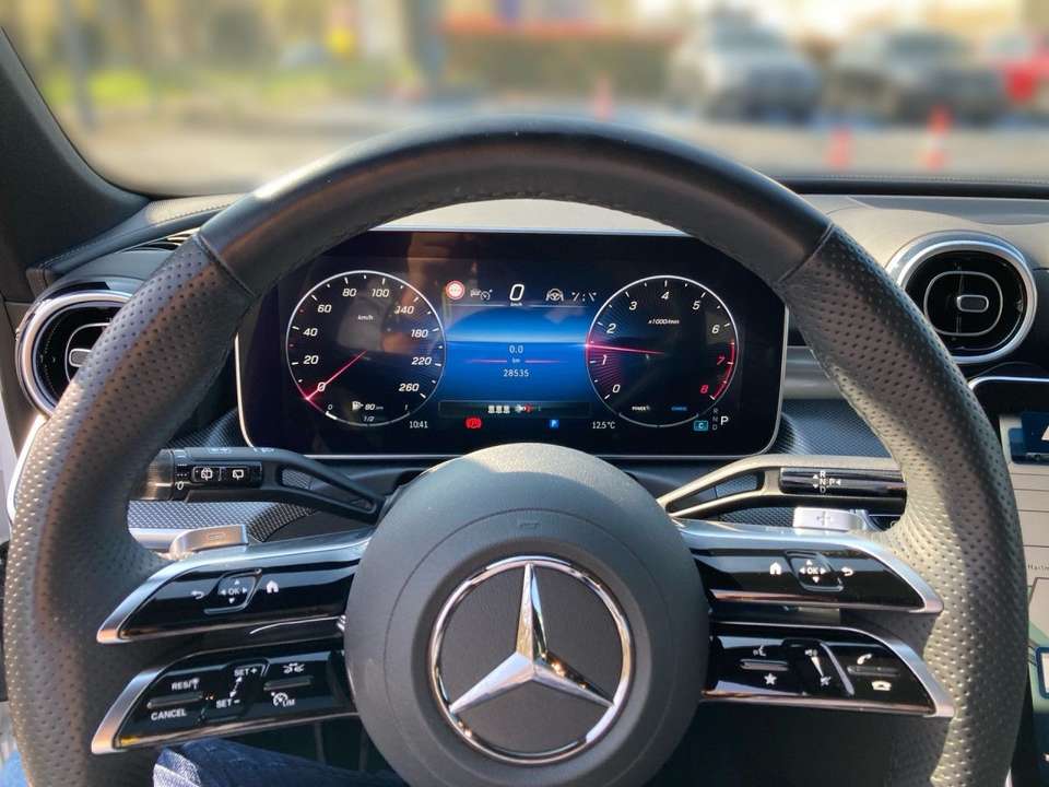Mercedes-Benz C 300 - Imagem 10