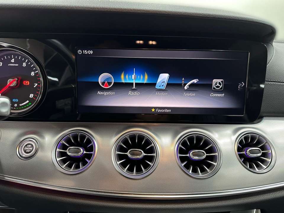 Mercedes-Benz E 200 - Imagem 10