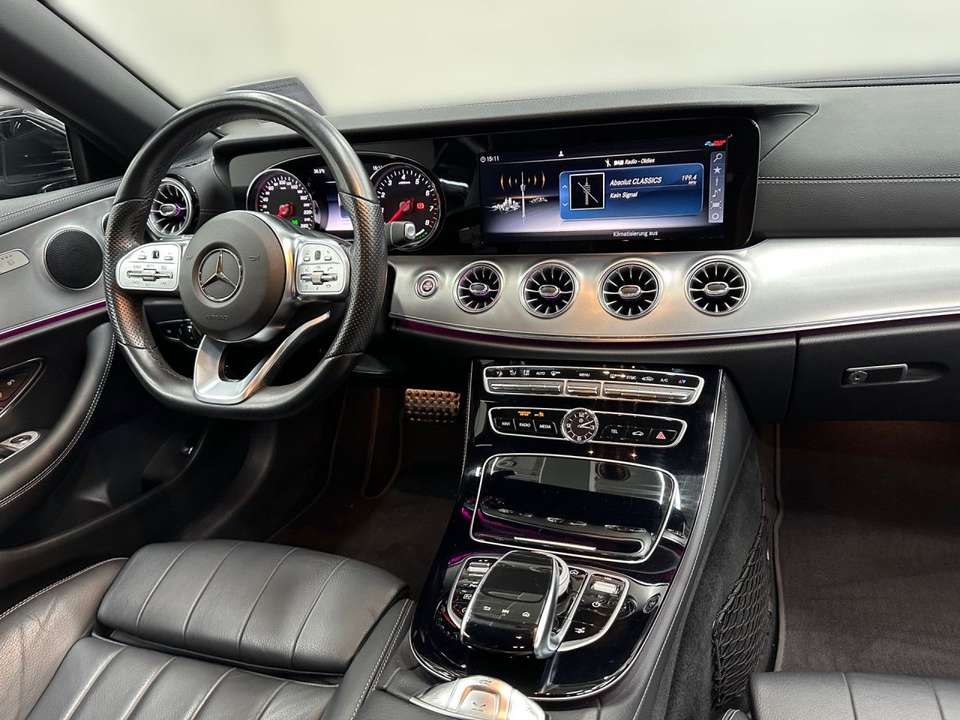 Mercedes-Benz E 200 - Imagem 11
