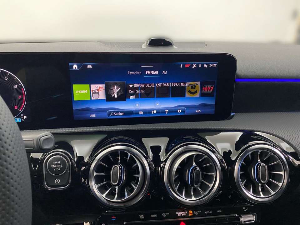 Car picture 9
