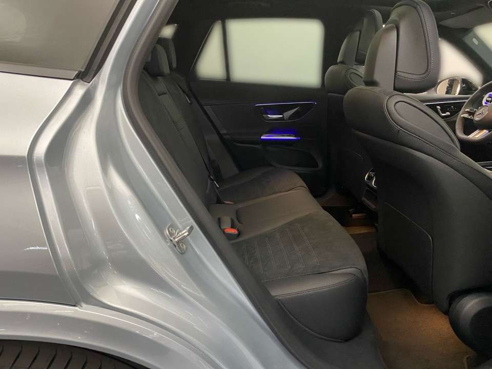 Mercedes-Benz GLC 450 - Imagem 11