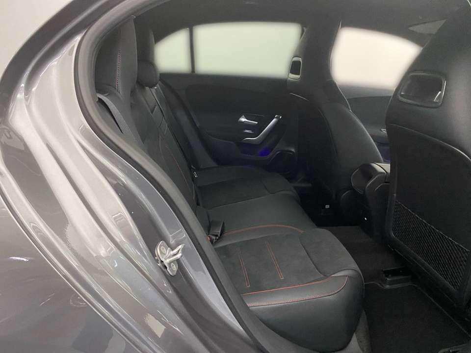 Car picture 11