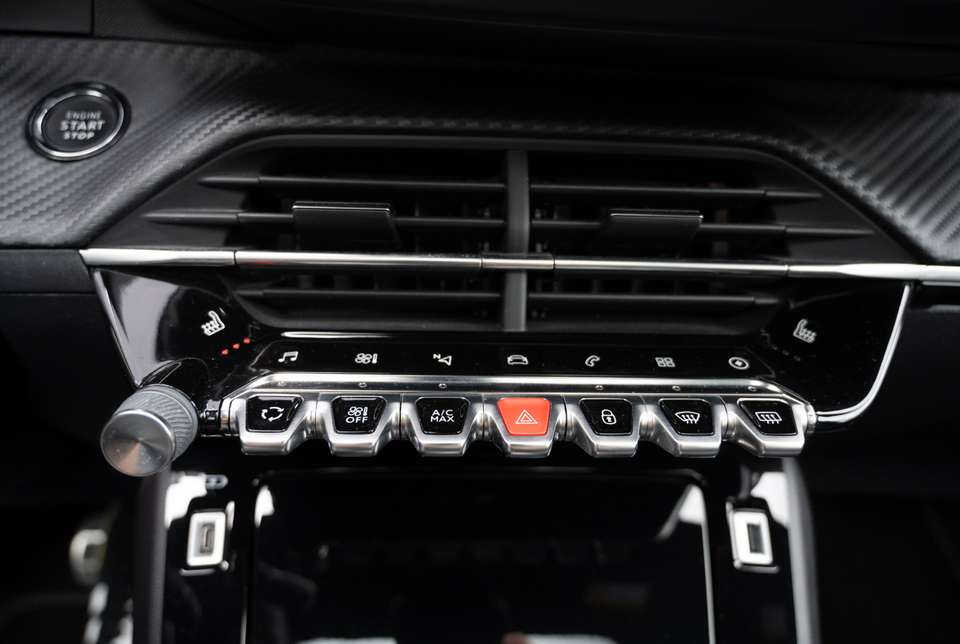 Peugeot 208 - Imagem 8