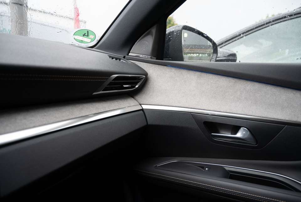 Car picture 9