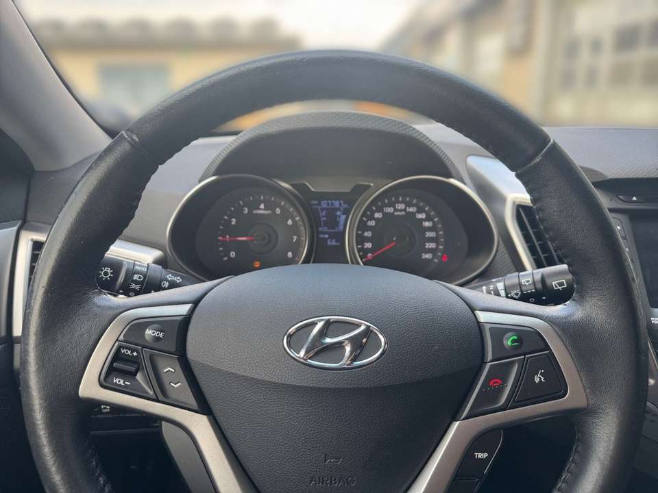 Hyundai VELOSTER - Imagem 8