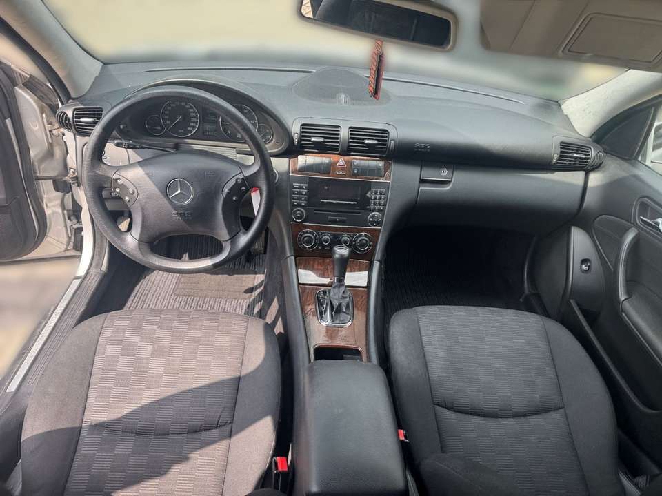 Car picture 11