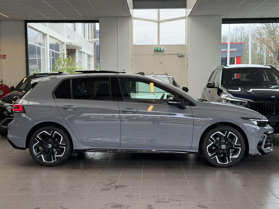 Volkswagen Golf - Imagem 6