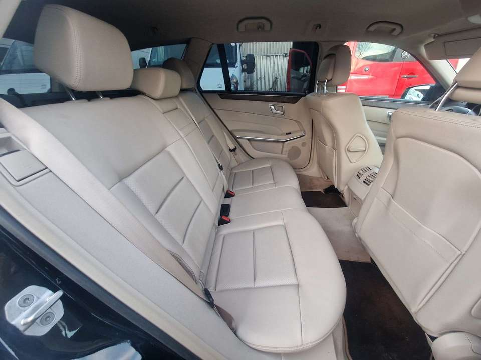 Mercedes-Benz E 250 - Imagem 10