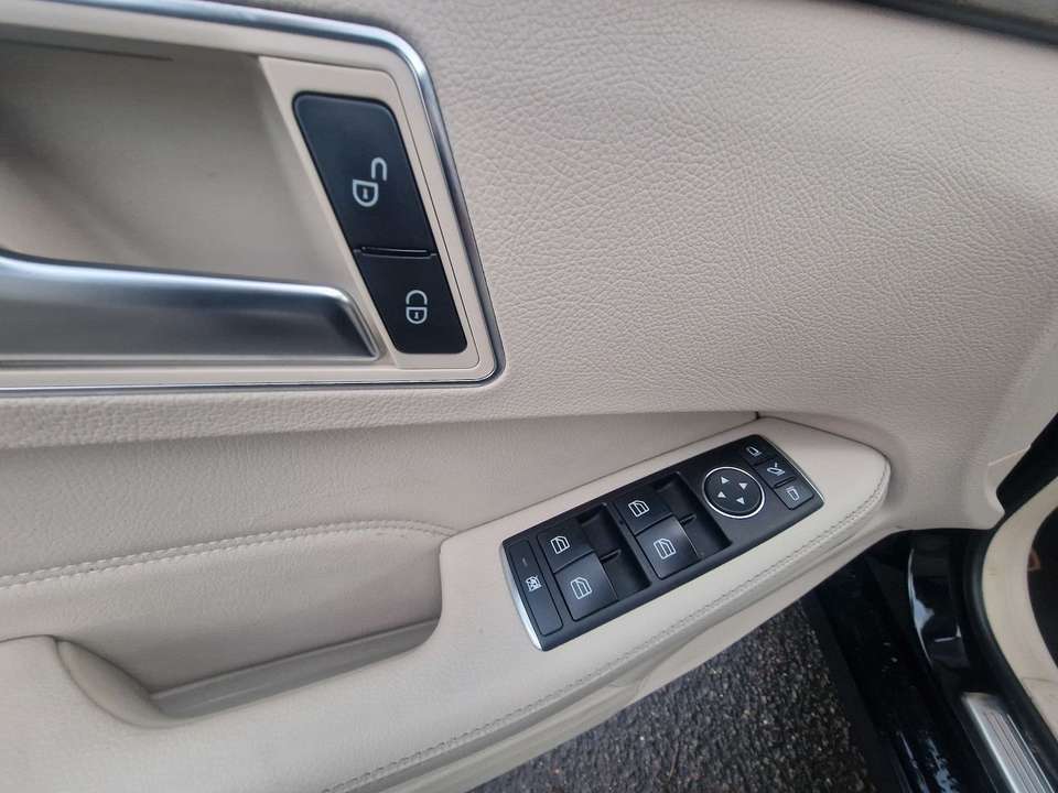 Mercedes-Benz E 250 - Imagem 16