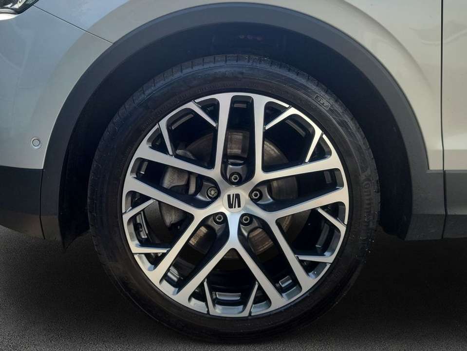 Car picture 8