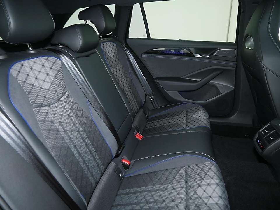 Volkswagen Passat Variant - Imagem 8