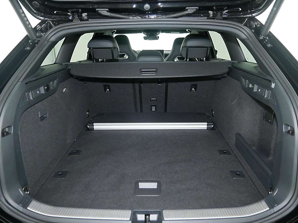 Volkswagen Passat Variant - Imagem 12