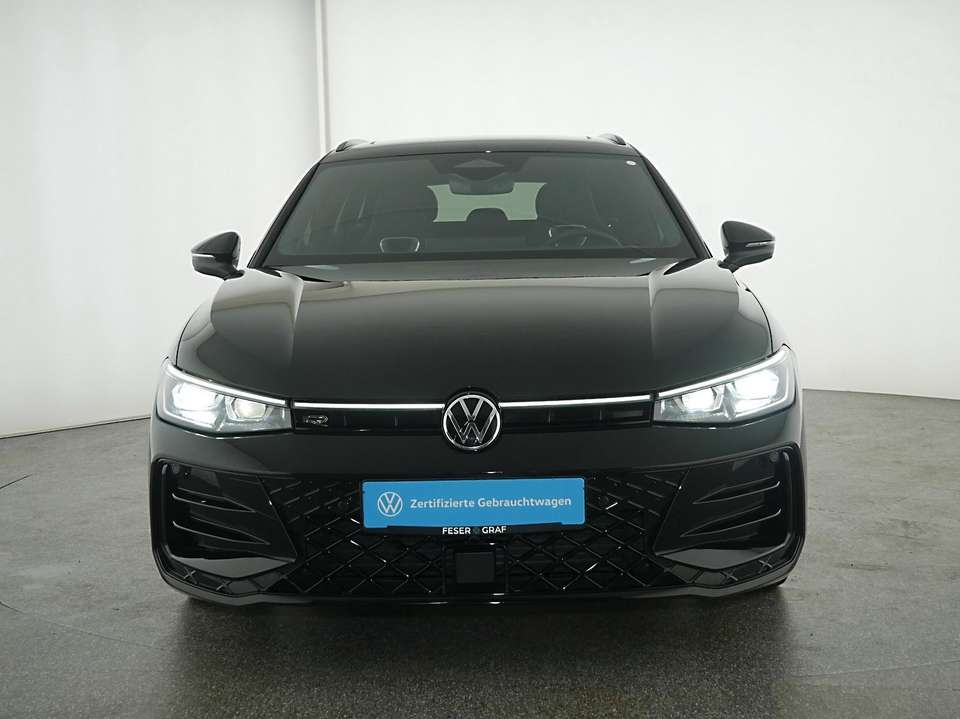 Volkswagen Passat Variant - Imagem 14