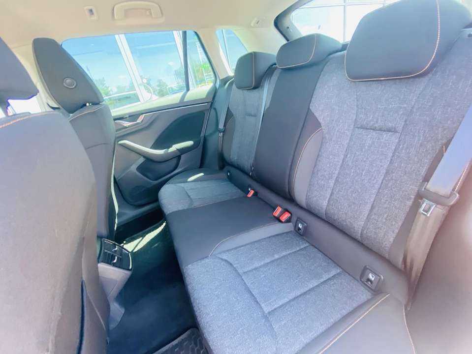 Car picture 10