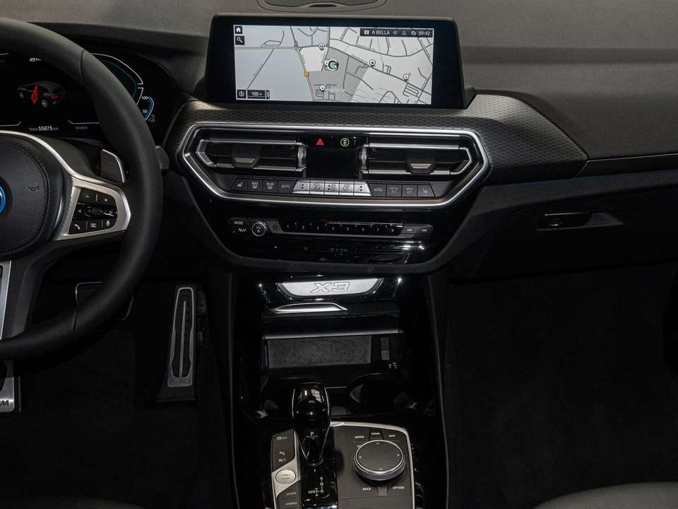 BMW X3 - Imagem 11