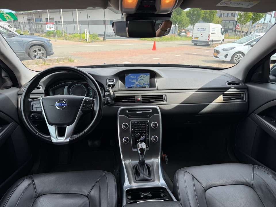 Volvo V70 - Imagem 2