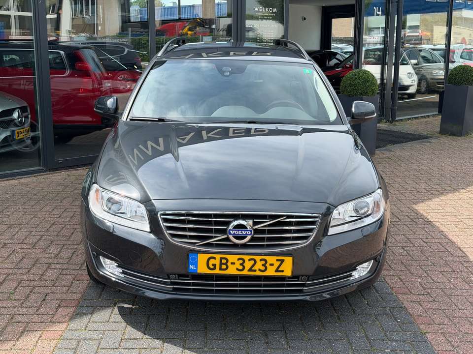 Volvo V70 - Imagem 4