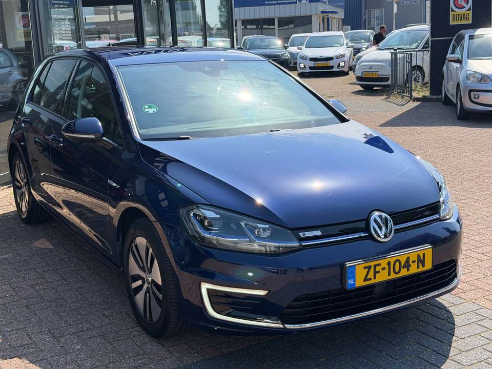 Volkswagen e-Golf - Imagem 6