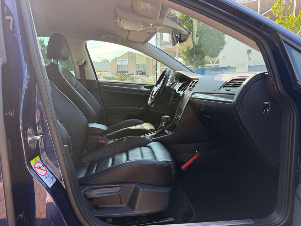Volkswagen e-Golf - Imagem 11
