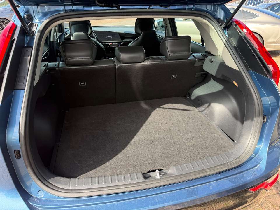 Car picture 9
