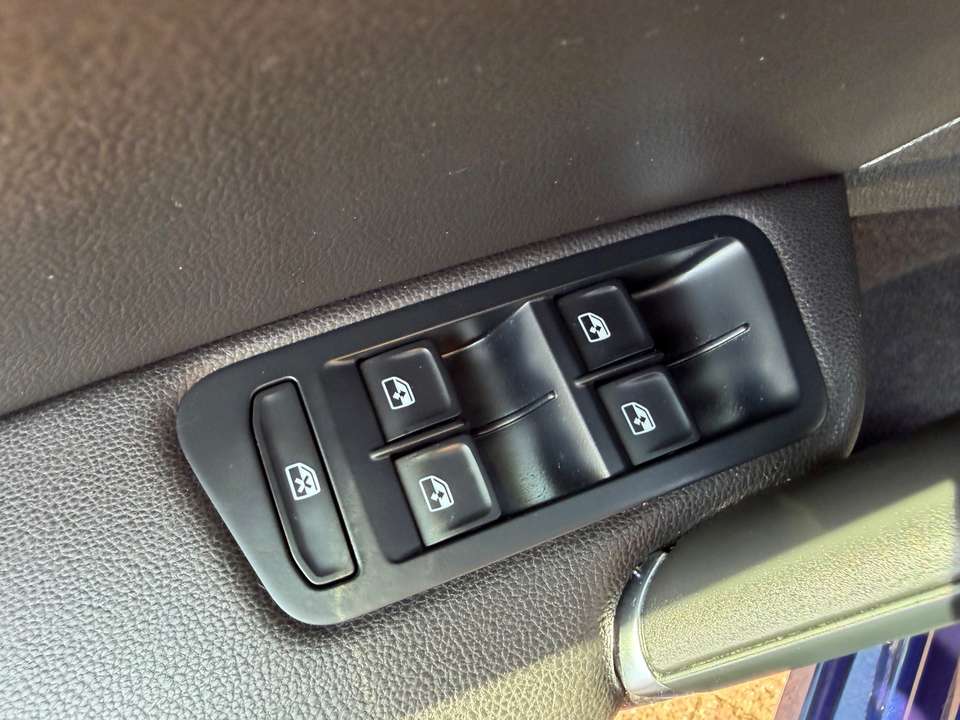 Volkswagen e-Golf - Imagem 12