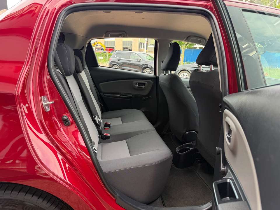 Toyota Yaris - Imagem 9