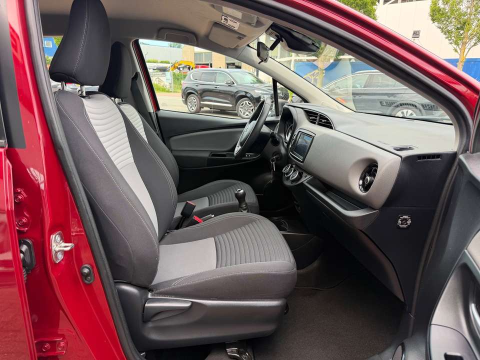 Toyota Yaris - Imagem 10