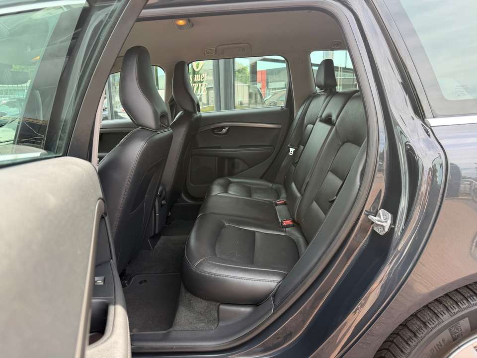 Volvo V70 - Imagem 12