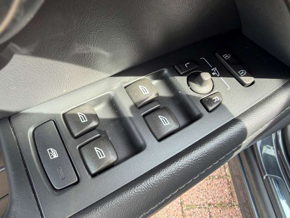 Volvo V70 - Imagem 13