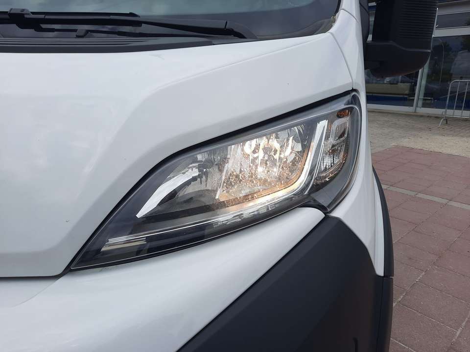 Car picture 10