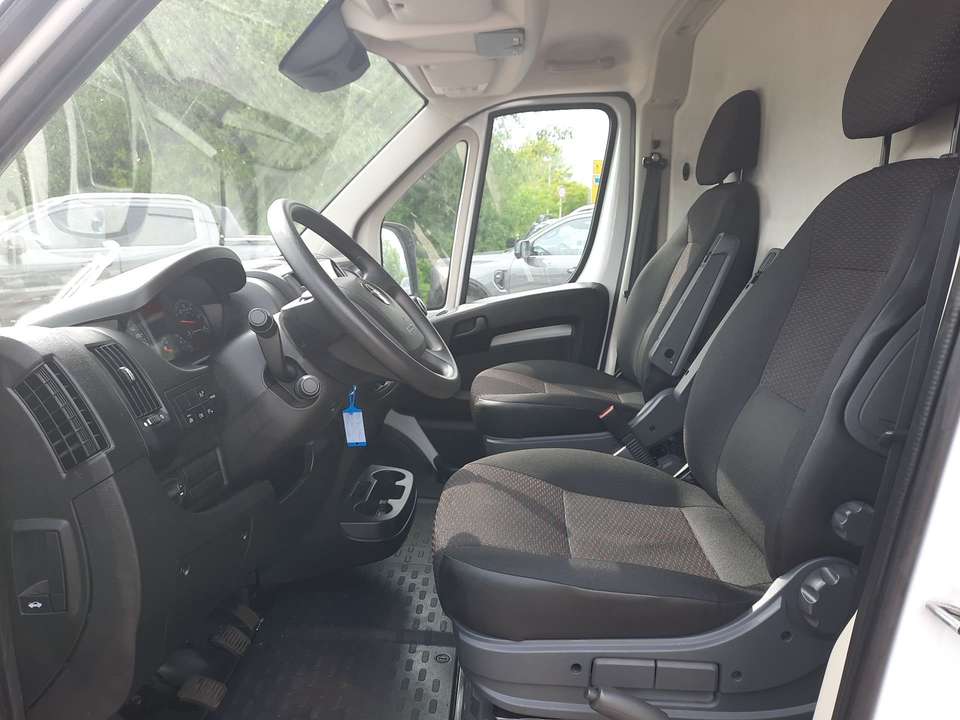 Car picture 12