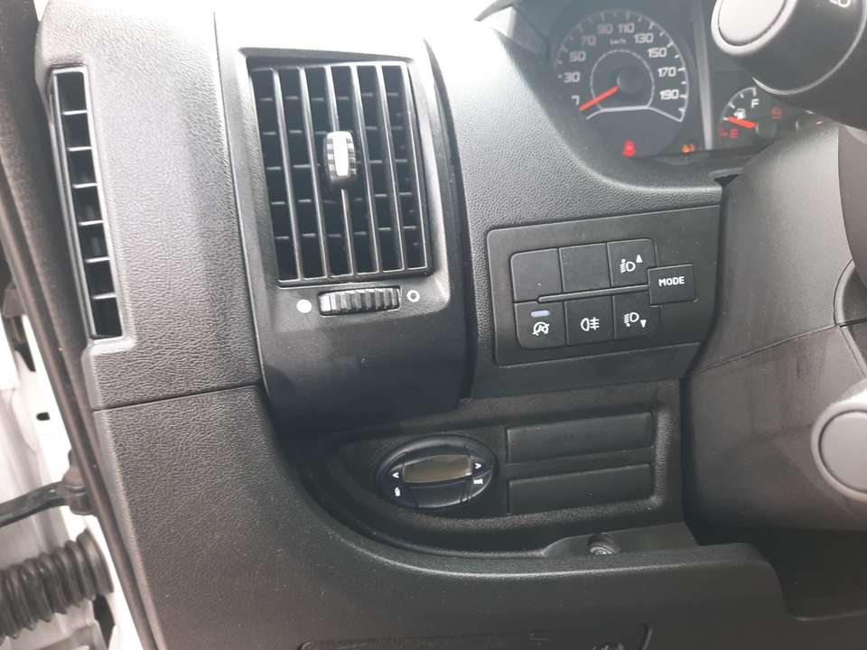 Car picture 14