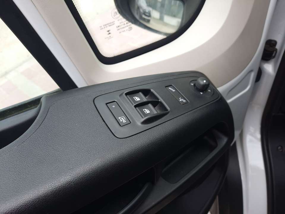 Car picture 14