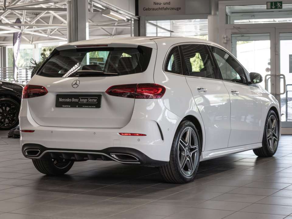 Mercedes-Benz B 200 - Imagem 5