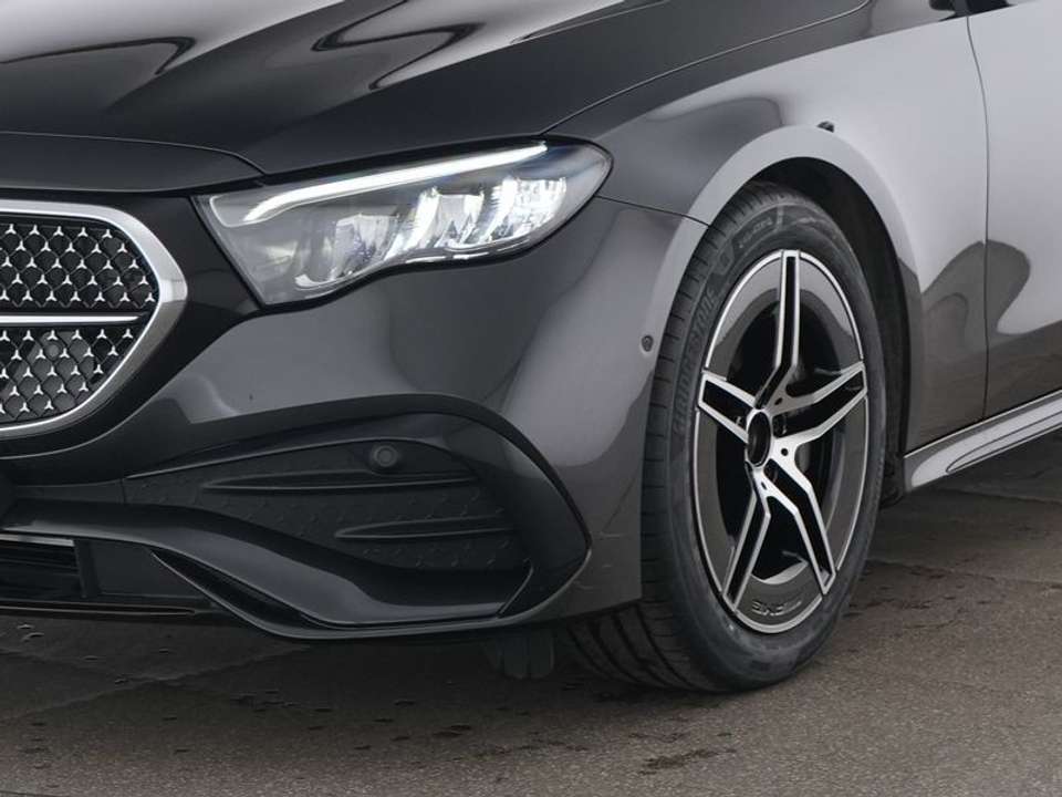 Mercedes-Benz E 220 - Imagem 5