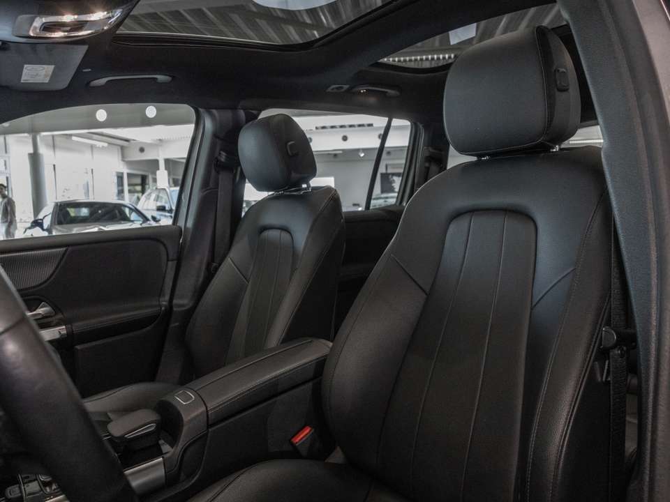 Mercedes-Benz GLB 200 - Imagem 8