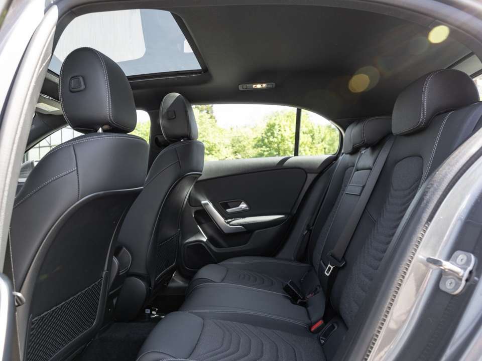 Car picture 9