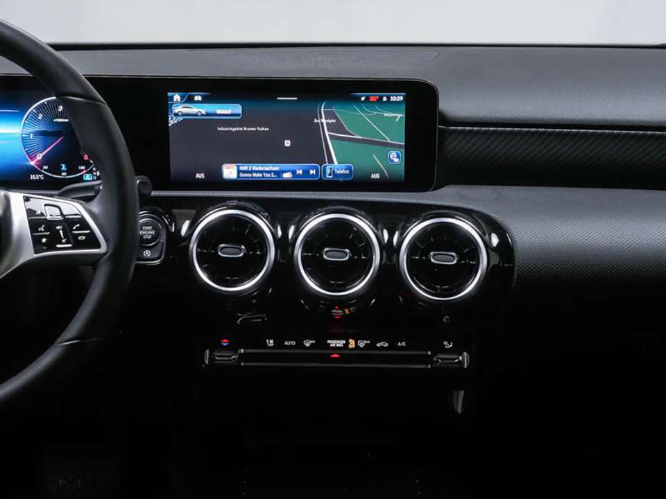 Mercedes-Benz A 200 - Imagem 8