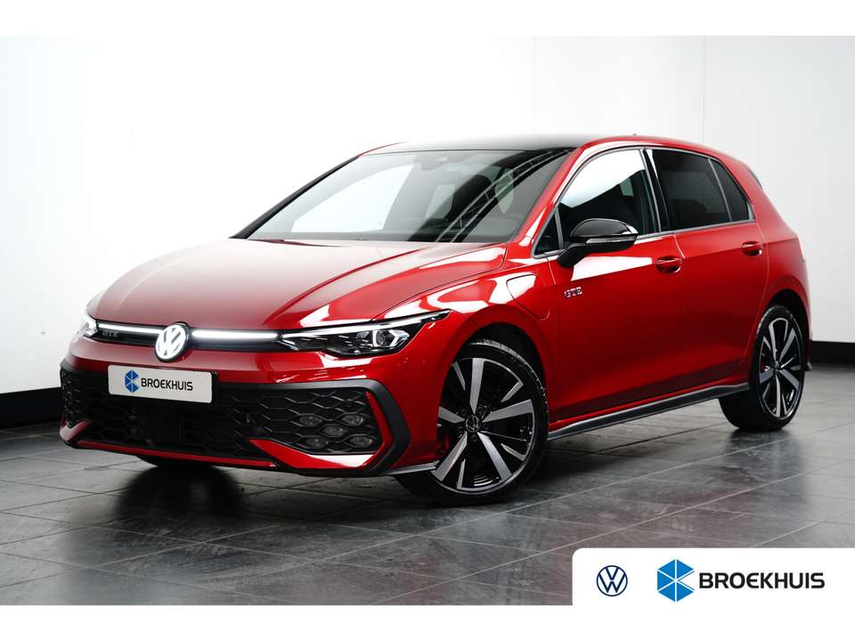 Volkswagen Golf GTE 2025
