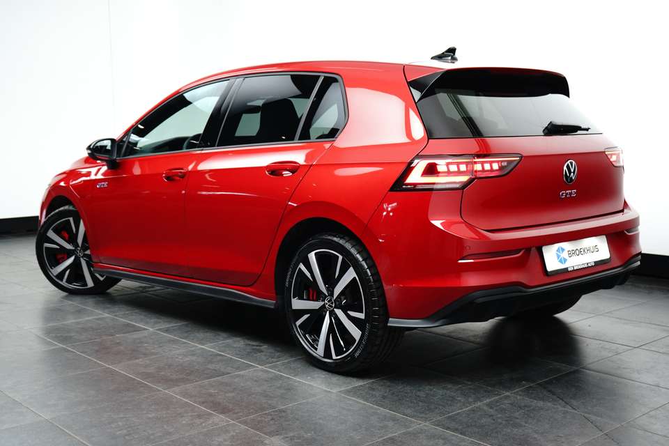 Volkswagen Golf GTE - Imagem 5