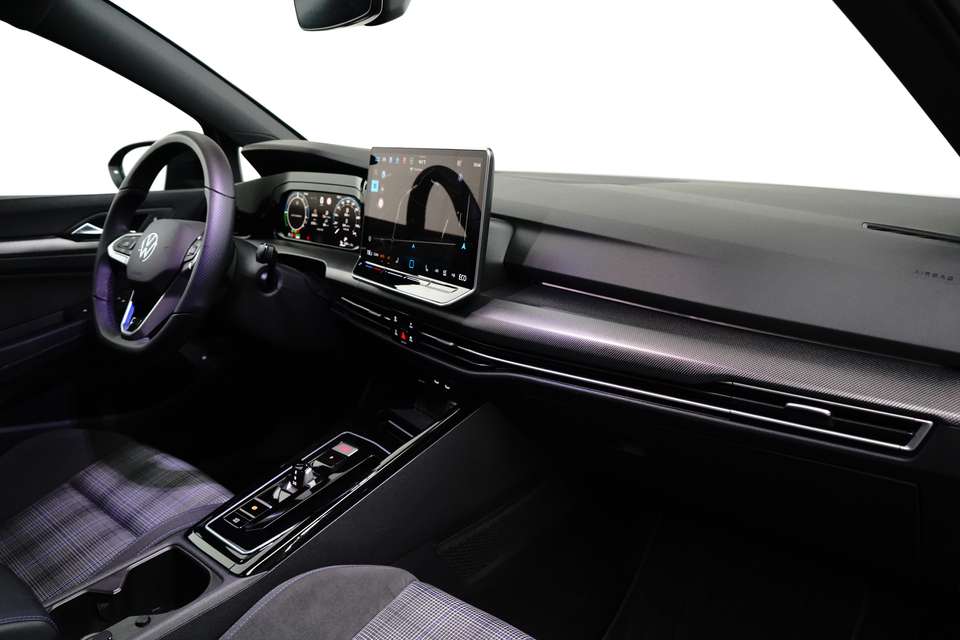 Volkswagen Golf GTE - Imagem 7