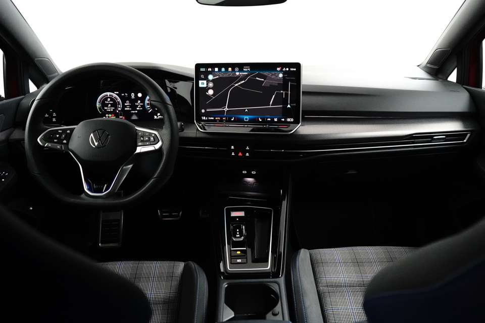 Volkswagen Golf GTE - Imagem 9
