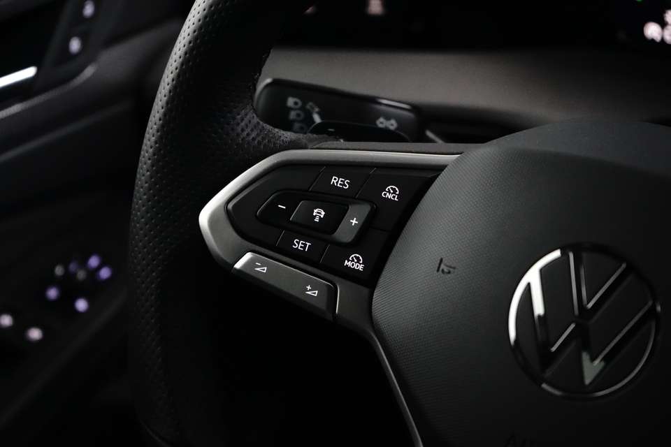 Volkswagen Golf GTE - Imagem 11