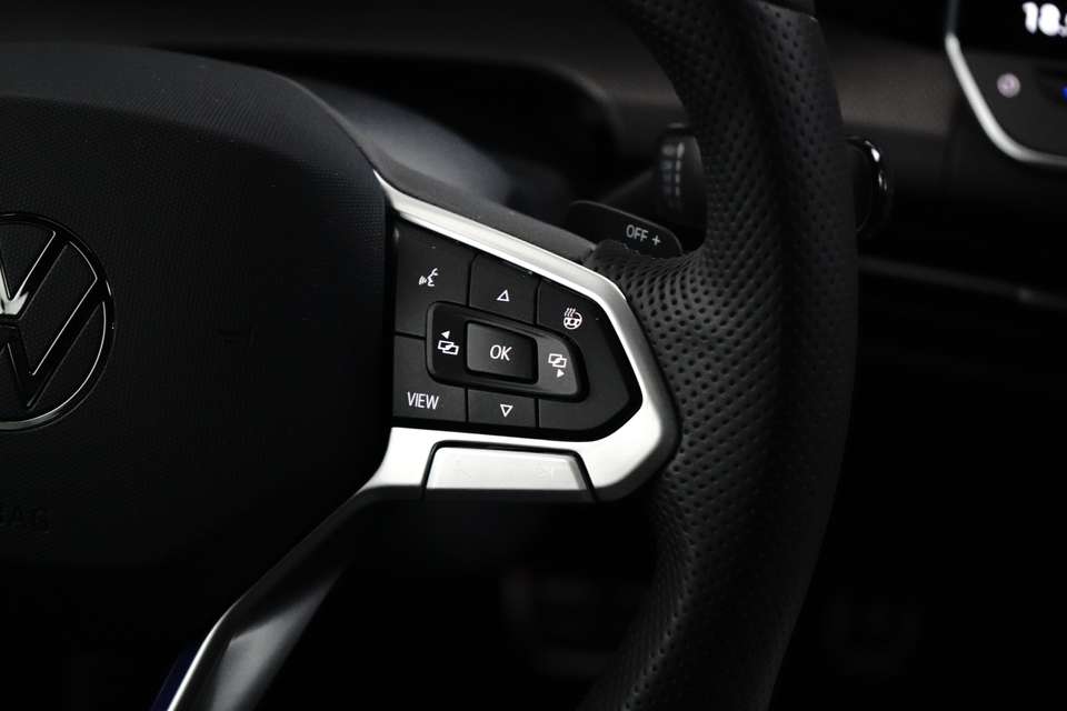 Volkswagen Golf GTE - Imagem 12